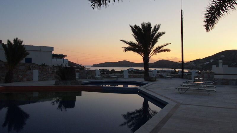 Homer'S Inn Hotel Chora  Esterno foto