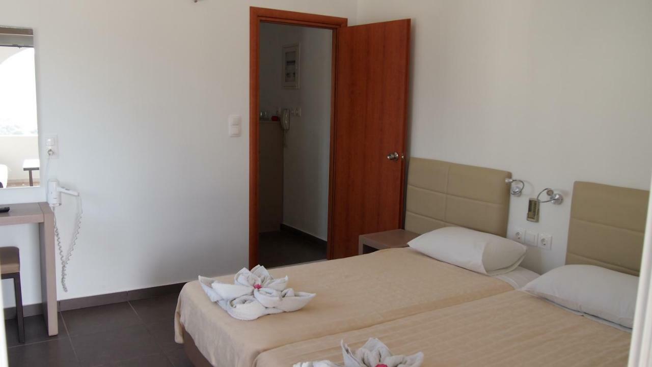 Homer'S Inn Hotel Chora  Esterno foto